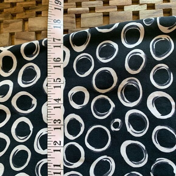 Ellen Tracy Silk Tank Geometric Circle Pattern Black White Women Size 8 EUC - Picture 9 of 10